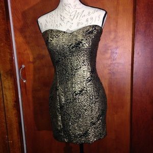 💥 Gold and Black Print Mini-Dress